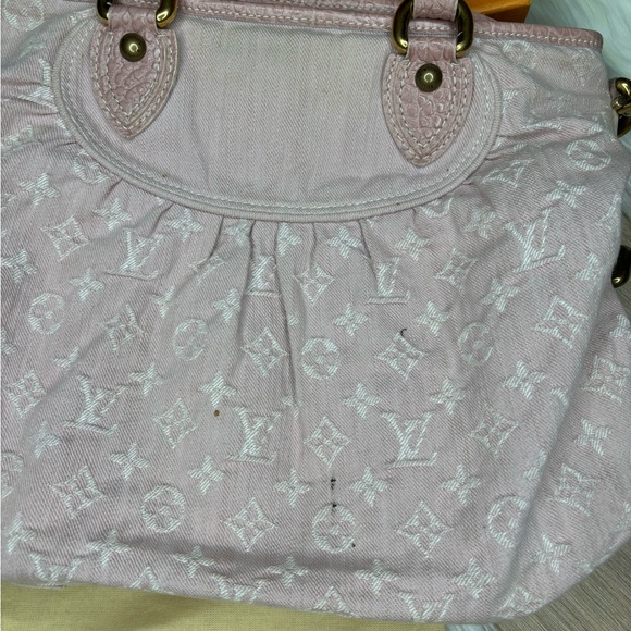 💕 SOLD | Louis Vuitton Pink Denim Neo Cabby💕 - Picture 3 of 17